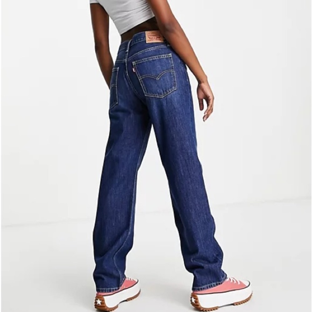 Levi’s Low Pro Straight Leg Mid Rise Women’s Dark Wash Jeans NWT Size 31